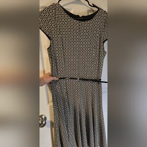 Elegant Black and White Patterned Dress